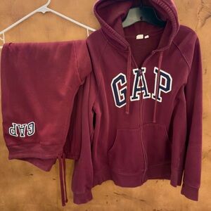 ✨ GAP Burgundy Hoodie + Jogger Set – Size XL – Like New ✨